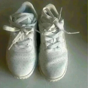 Kids Puma black and white